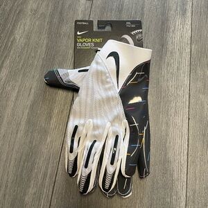 Nike Vapor Knit Football Gloves Crucial Catch Men's DZ5566-110 New
